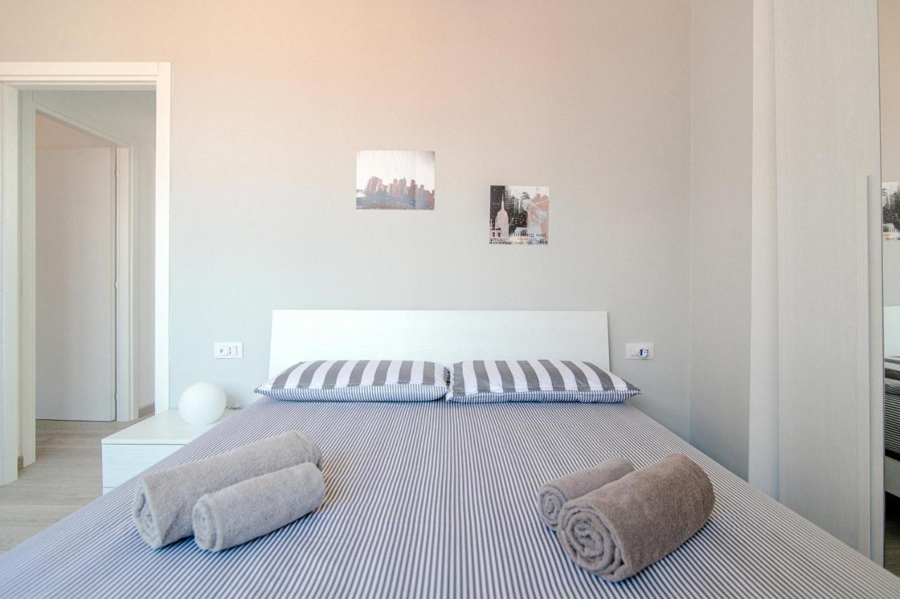Bright Home - The House Of Travelers Комо Екстер'єр фото